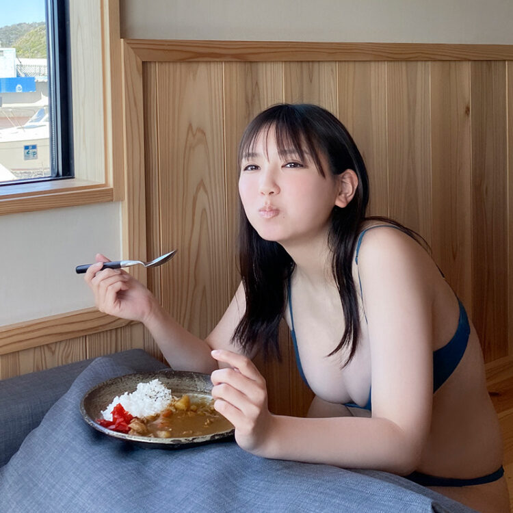 撮影中の沢口愛華が夢中になったものとは?