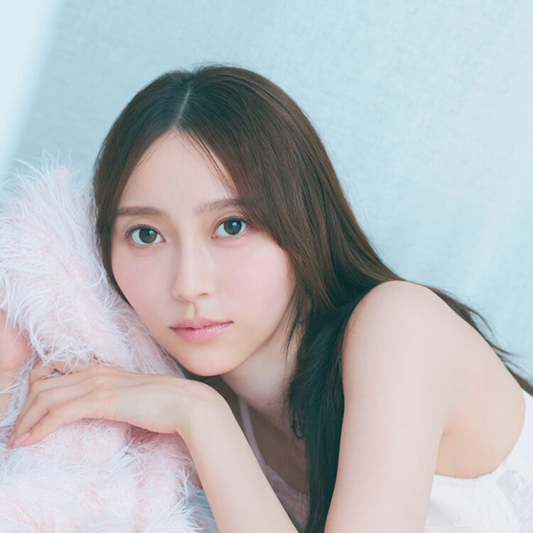 乃木坂46弓木奈於、これまでのイメージを覆す大人っぽいランジェリーカット解禁!