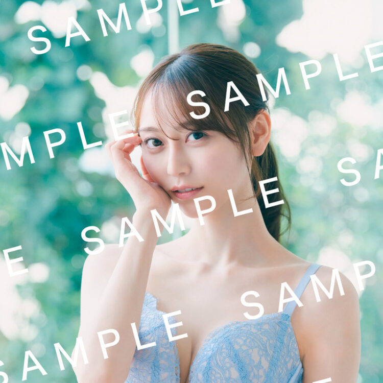 乃木坂46弓木奈於、水色ランジェリーのふわやかカット 1st写真集『天使だったのか』封入特典第1弾解禁