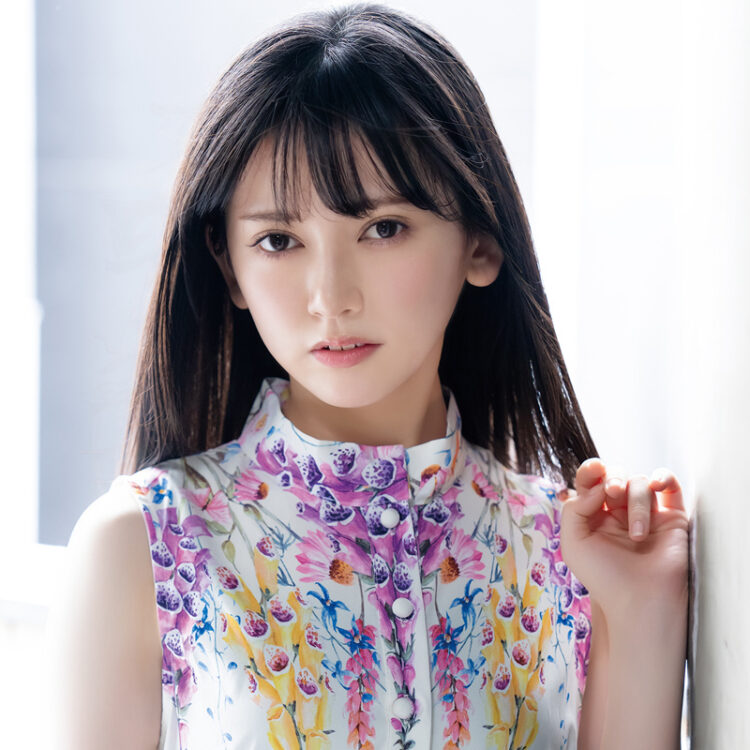 BOMB9月号は乃木坂46池田瑛紗が表紙巻頭!柴田柚菜ソログラビアも!!
