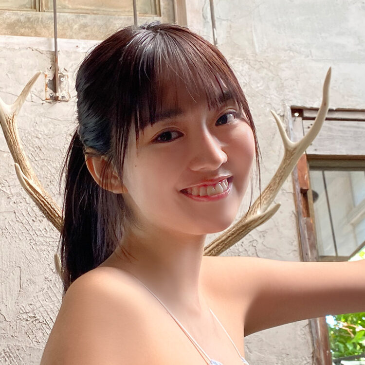 豊田ルナ、素肌感たっぷりグラビア&思わず抱きしめたくなっちゃう抱き枕カバーも発売!るんちゃんからのメッセージも