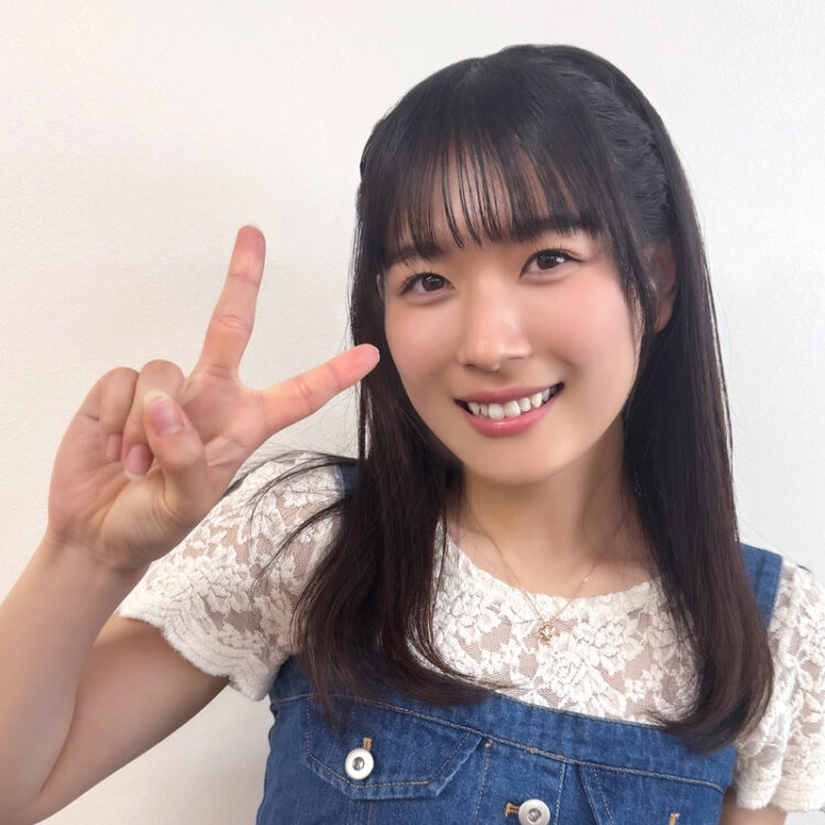 【清野咲奈ちゃんが編集部にやってきた!】女子高生ミスコン2024 審査員特別賞受賞の現役高校生!