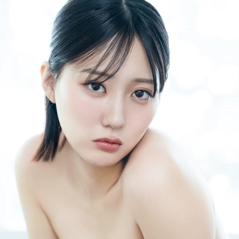 田中美久カバーガール＆22ページ撮り下ろし！１冊まるごと水着グラビア『BOMB Premium（ボムプレミアム）』発売！