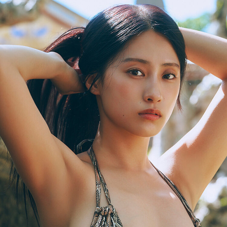 澄田綾乃、3冊目の写真集『花澄想』10月22日発売 自身考案のタイトルに決定
