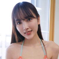 【中村みずきちゃんが編集部に“水着で”やってきた！】身長175cmのグループアイドル研究生！