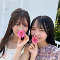 AKB48大注目の研究生・伊藤百花＆花田藍衣の“花✕花コンビ”は頑張り屋さん！ 表紙を飾るBOMB9月号電子限定版が本日発売！