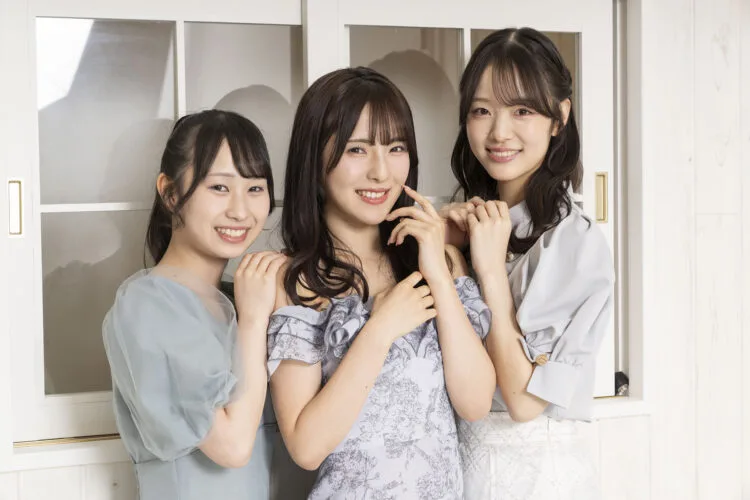 NGT48『一瞬の花火』発売中☆　ボム10月号では大塚七海ちゃん、杉本萌ちゃん、磯崎菜々ちゃんをインタビュー！