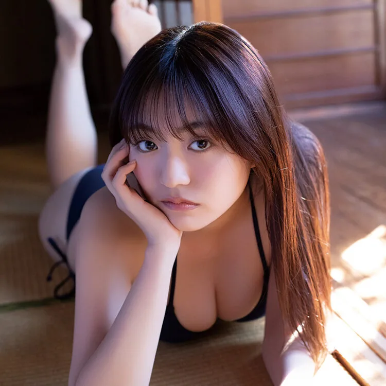 豊田ルナ、和風ビキニでしっとり大人モード解放